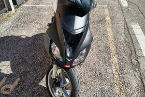 Aprilia SR R