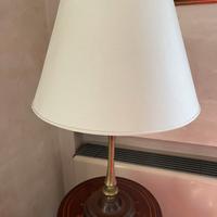 Lampada da tavolo