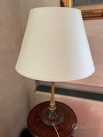 Lampada da tavolo