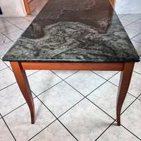 Tavolo da cucina in marmo