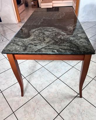 Tavolo da cucina in marmo