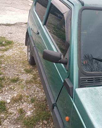 Panda 4x4 anno 2001 con impianto GPL sotto scocca.