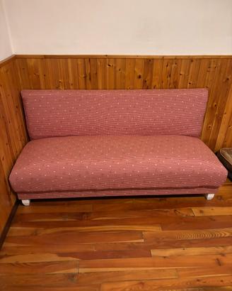 Divano vintage rifoderato - pezzo d’arredo