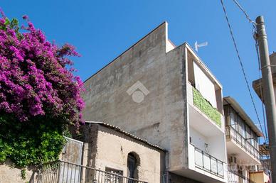 4 LOCALI A MESSINA