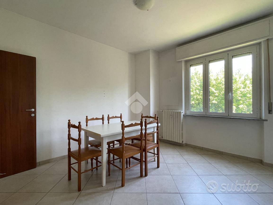 3 LOCALI A CANELLI - Vista 5