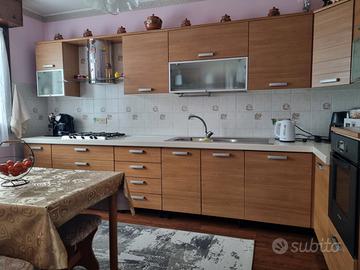 Tricamere in quartiere Torre