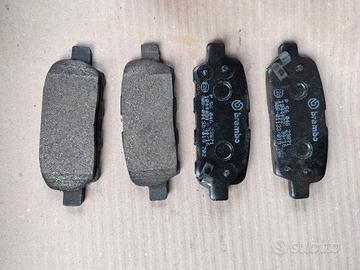 pastiglie freni Brembo P56 046 posteriori Qashqai 