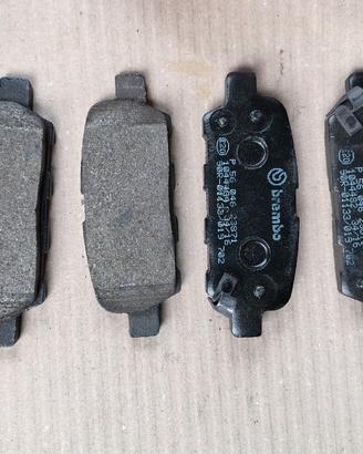 pastiglie freni Brembo P56 046 posteriori Qashqai 