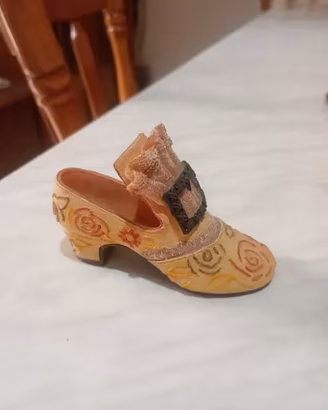 Scarpa miniatura da collezione "The Wonder Shoe" -