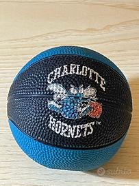 Mini pallone da basketball SPALDING CHARLOTTE HORN