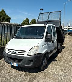 IVECO DAILY DOPPIA CABINA 7 POSTI 35C12 CASSONE RI