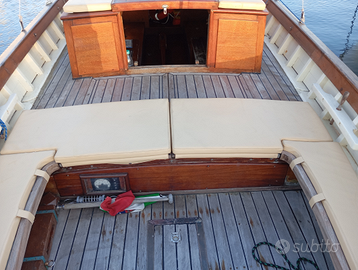 Gozzo in legno con motore yanmar 75cv