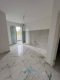 Appartamento di 130 m² con 3 locali e box auto a S