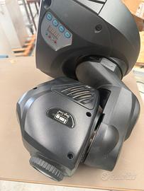 Moving head testa rotante twist 150 monacor