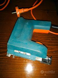 Spara punti/chiodi  Black e Decker