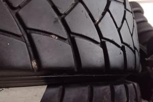 gomme per camion 13 22.5 tel 3477053746 
