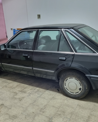 FORD ESCORT GHIA 1300 benzina berlina 5 porte