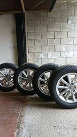 4 gomme più cerchi 17” Good Year Audi Q3