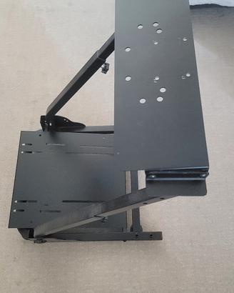Supporto per volante e pedaliera da Sim Racing