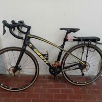 Gravel Giant Anyroad Advanced 