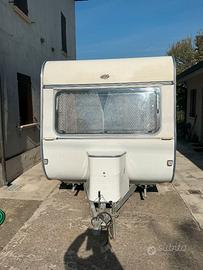 Roulotte Adria 450 (1984)