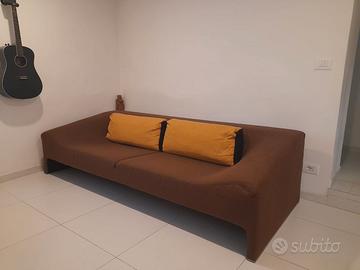 divano marca Moroso mod. Malmo. Prezzo tratt