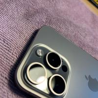 Iphone 15 pro come nuovo in garanzia