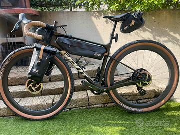 Gravel giant revolt axs Quarq powermeter