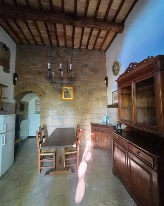 Orvieto centro storico trilocale ristrutturato