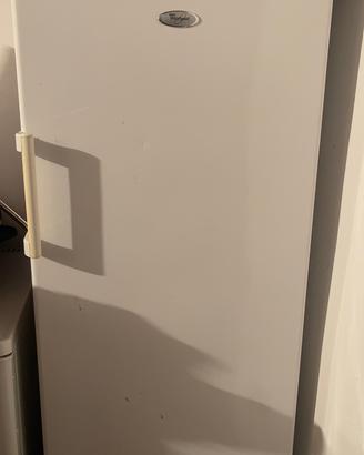 Congelatore Verticale Whirlpool