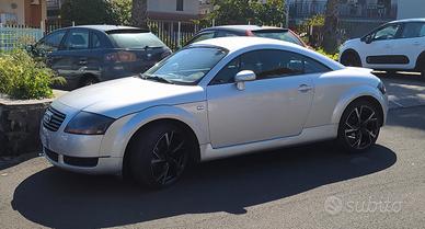 AUDI TT COUPÉ MK1 1.8 TURBO 179 CV