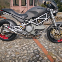 Ducati Monster 620 dark