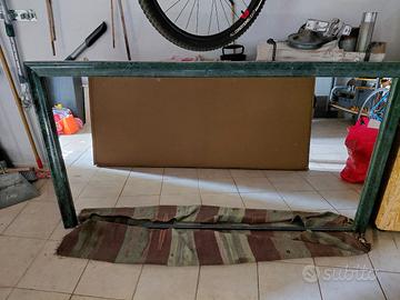 specchio con cornice in marmo 