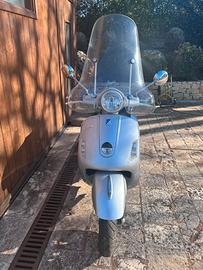 VESPA GTS 250 anno 2006