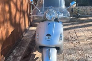 VESPA GTS 250 anno 2006