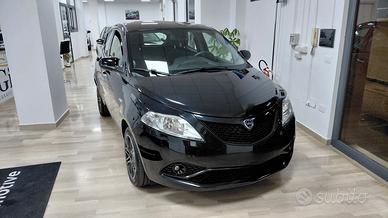 Lancia Ypsilon 1.0 FireFly 5 porte S&S Hybrid Ecoc