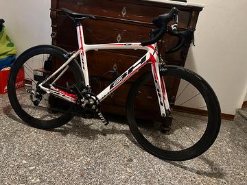 Bici da corsa BH