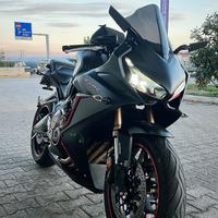 Honda cbr 650 r