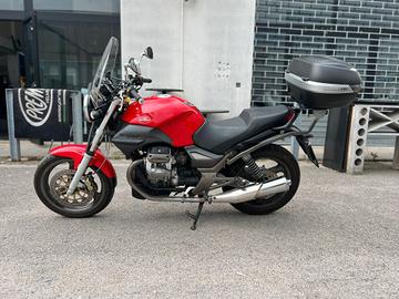 Moto Guzzi Breva V 750
