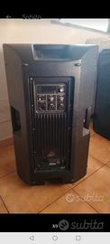 cassa professionale Behringer DR115