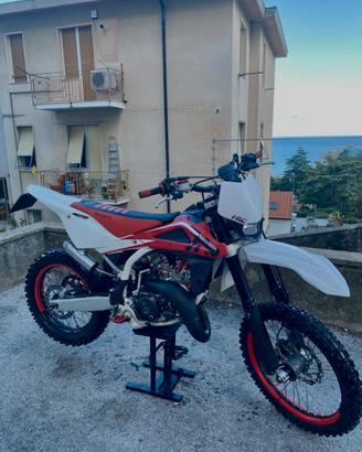 husqvarna wr 125 2t