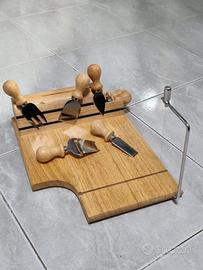 Tagliere per formaggi con 7 coltelli INOXPRAN