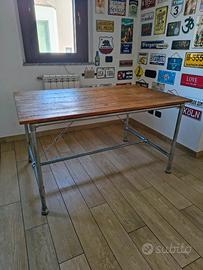Tavolo industrial