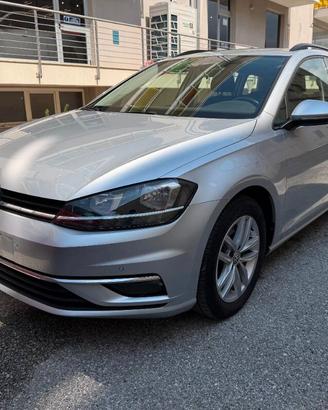 Volkswagen Golf Variant 1.6 tdi Business 115cv