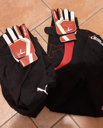 Guanti e pantaloni da portiere