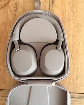 Sony WH-1000XM5 Rosa Fumé – Pari al nuovo