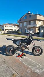 Moto Husqvarna TC 125