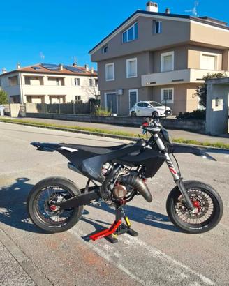 Moto Husqvarna TC 125