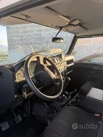 Land rover defender 110 td4