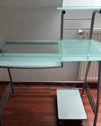 Scrivania per pc in vetro temperato